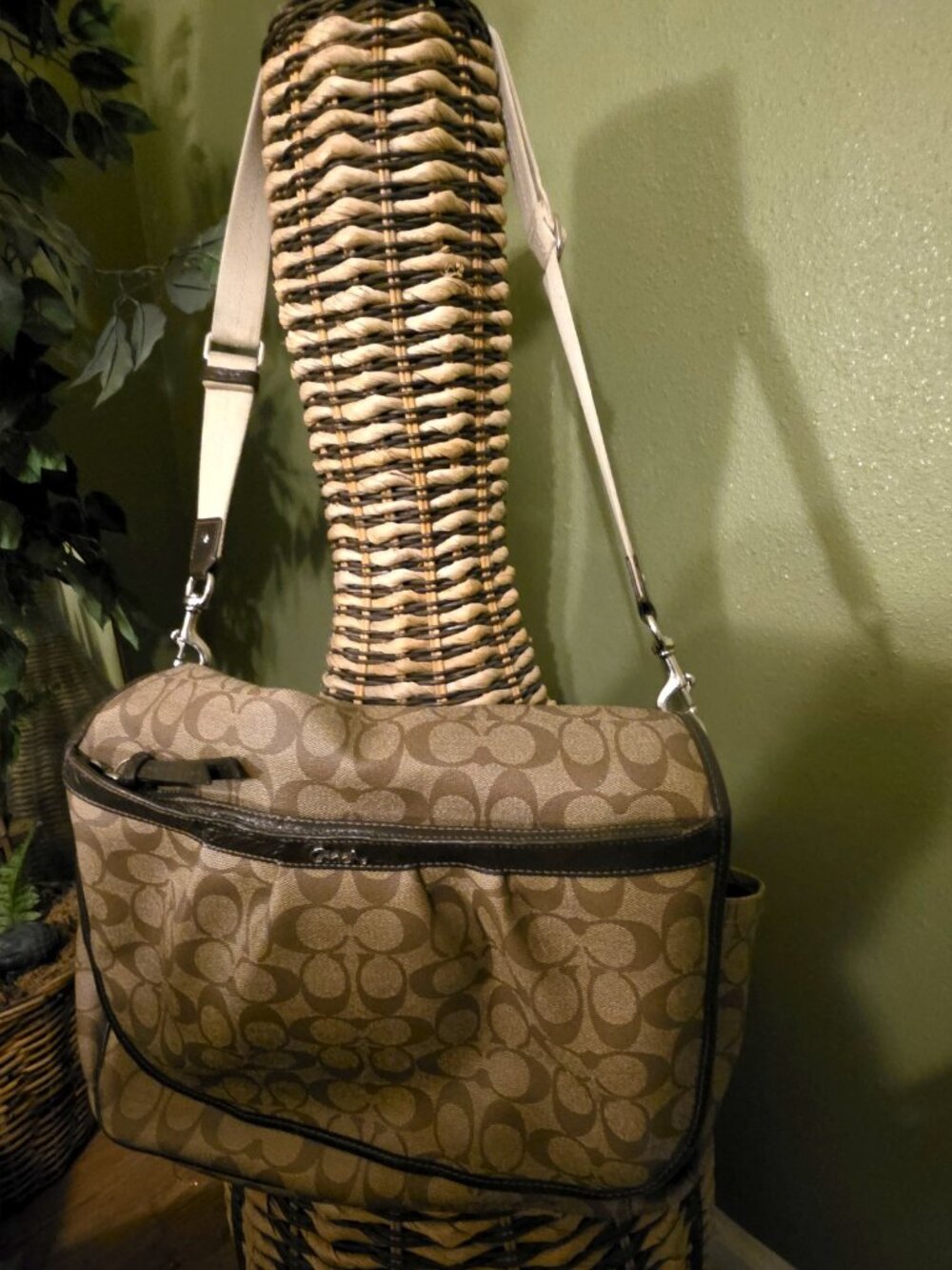 Coach Signature C Canvas Messenger Bag Khaki Brown Leather Trim - $85